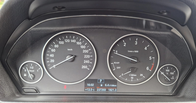BMW Seria 3 cena 49999 przebieg: 237000, rok produkcji 2017 z Jaworzyna Śląska małe 742